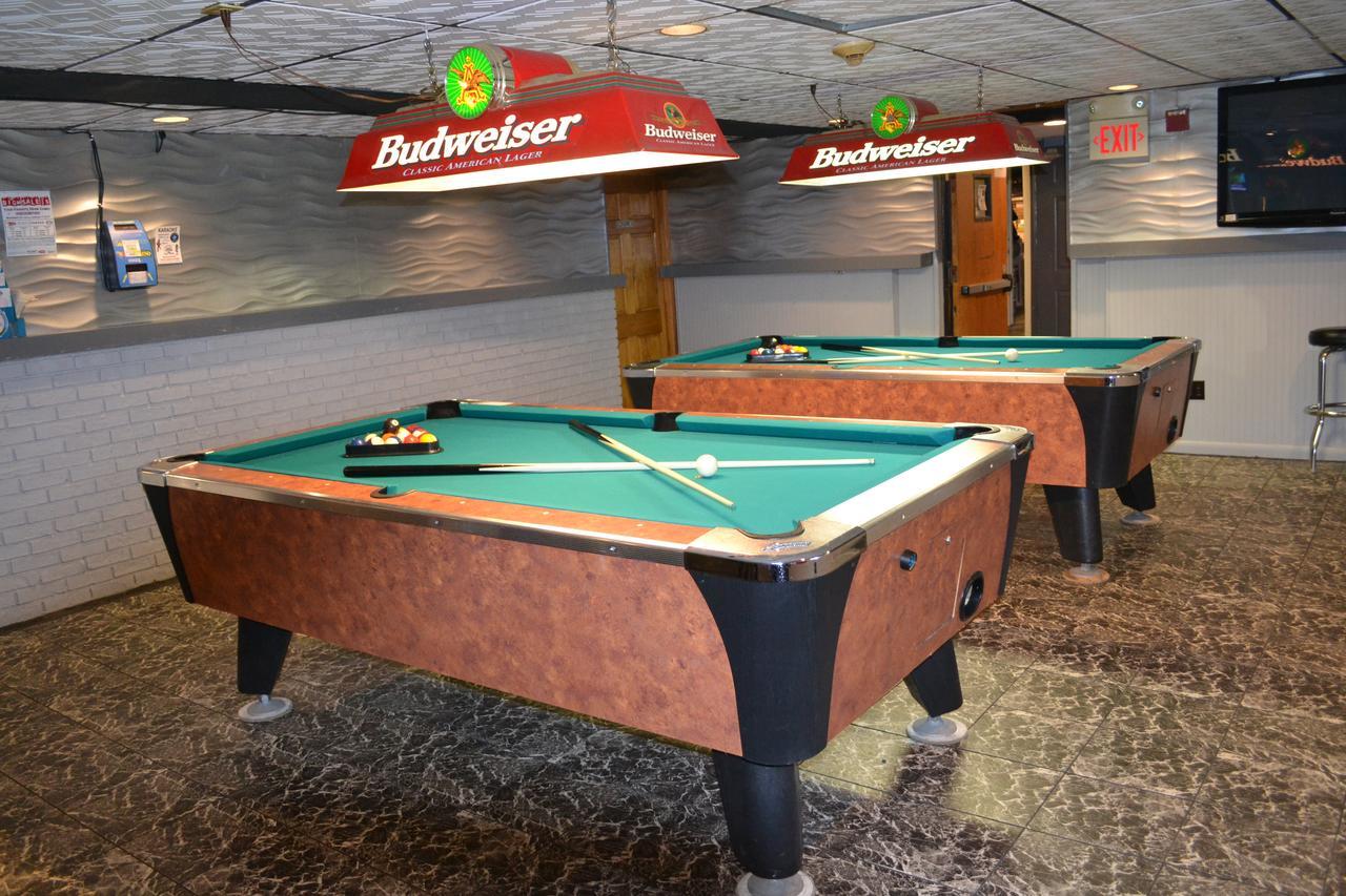 Rally Point Inn & Pub Фоксборо Екстер'єр фото